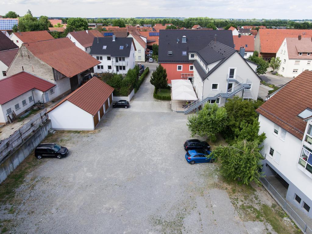 Landgasthof Zahn Elchingen Εξωτερικό φωτογραφία